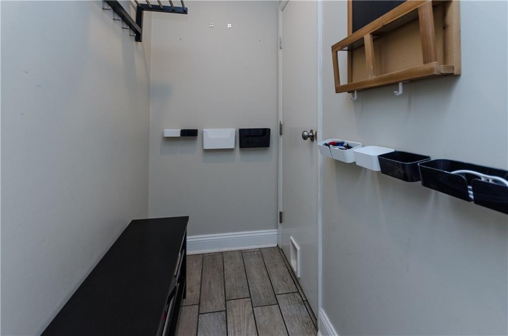 8619 Lancaster Road Indianapolis, IN 46260 - Photo 10 of 25 Gallery Image 10