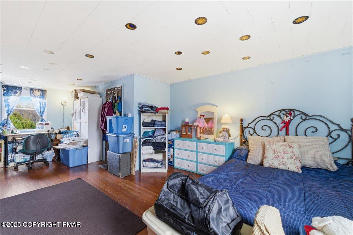 187 Reimer Road Bangor, PA 18013 - Photo 36 of 43 3rd bedroom