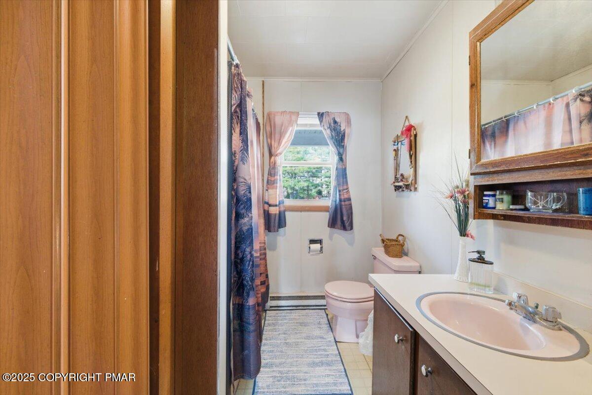 187 Reimer Road Bangor, PA 18013 - Photo 39 of 43 Bath