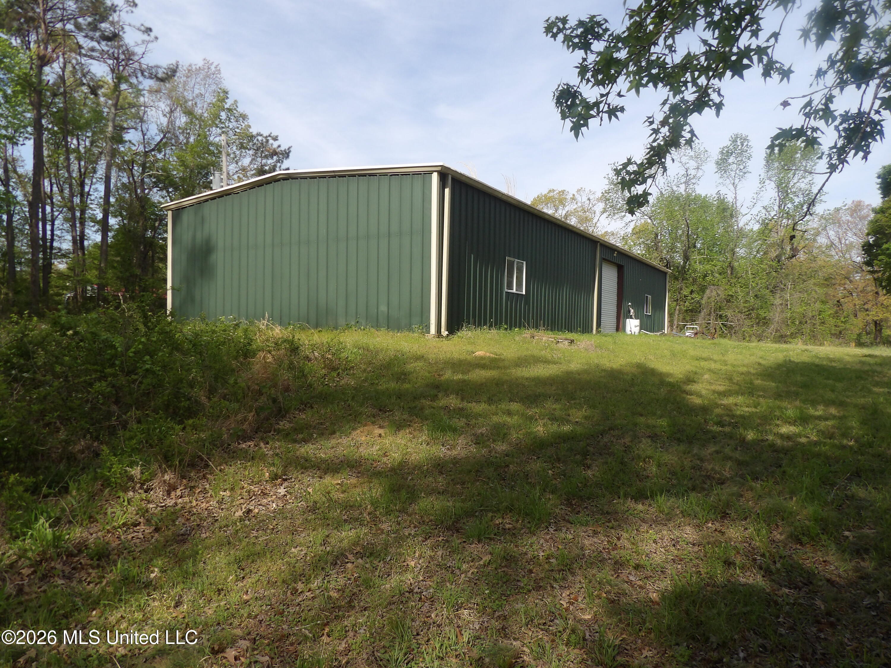 4269 Laws Hill Road Waterford, MS 38685 - Photo 14 of 19 100_7216