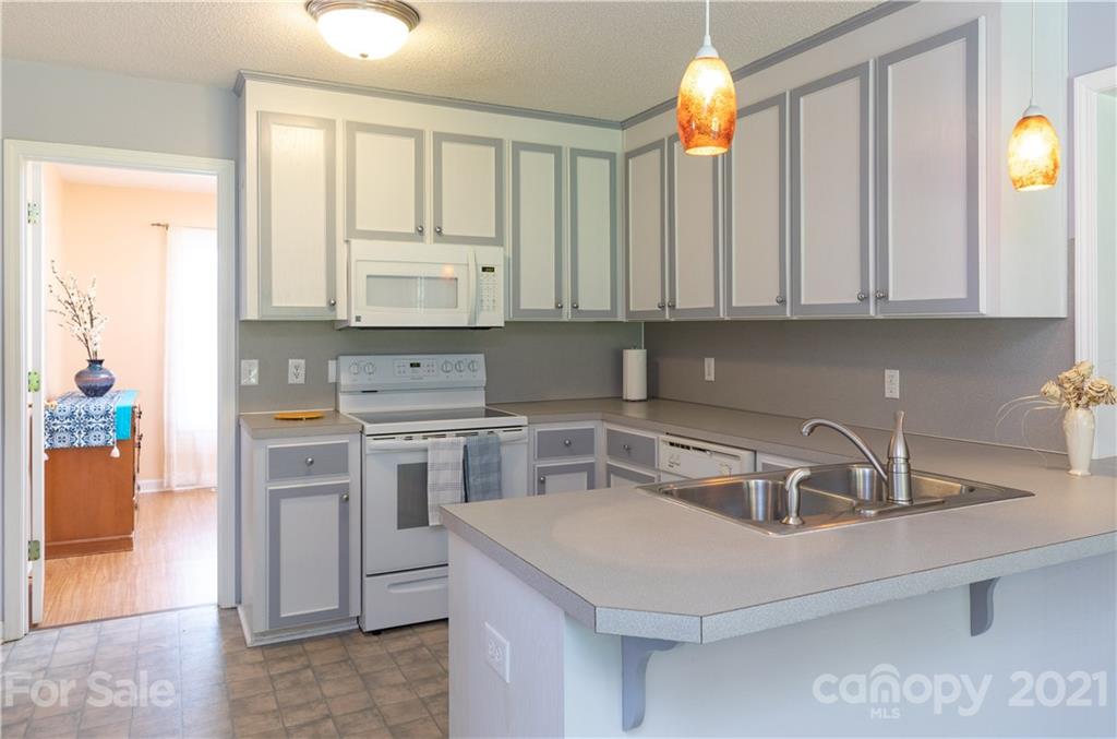 1338 Old Friendship Road Rock Hill, SC 29730 - Photo 8 of 26 Gallery Image 8