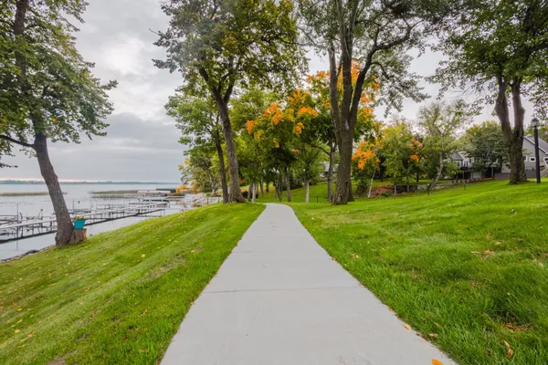 $529,900 | 2520 Le Homme Dieu Heights Northeast, Unit 2, Alexandria, MN 56308