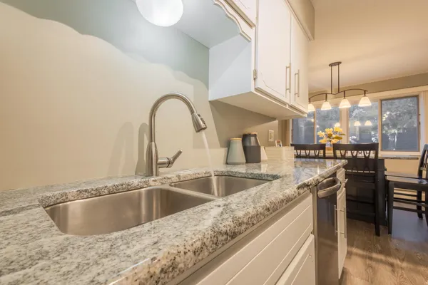 $529,900 | 2520 Le Homme Dieu Heights Northeast, Unit 2, Alexandria, MN 56308