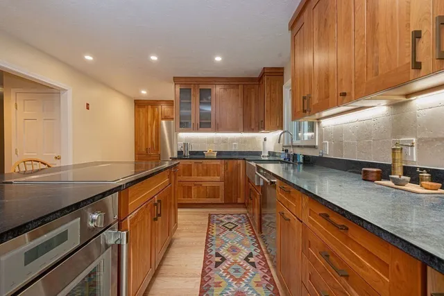 $924,900 | 29 Wyndemere Court, Plymouth, MA 02360