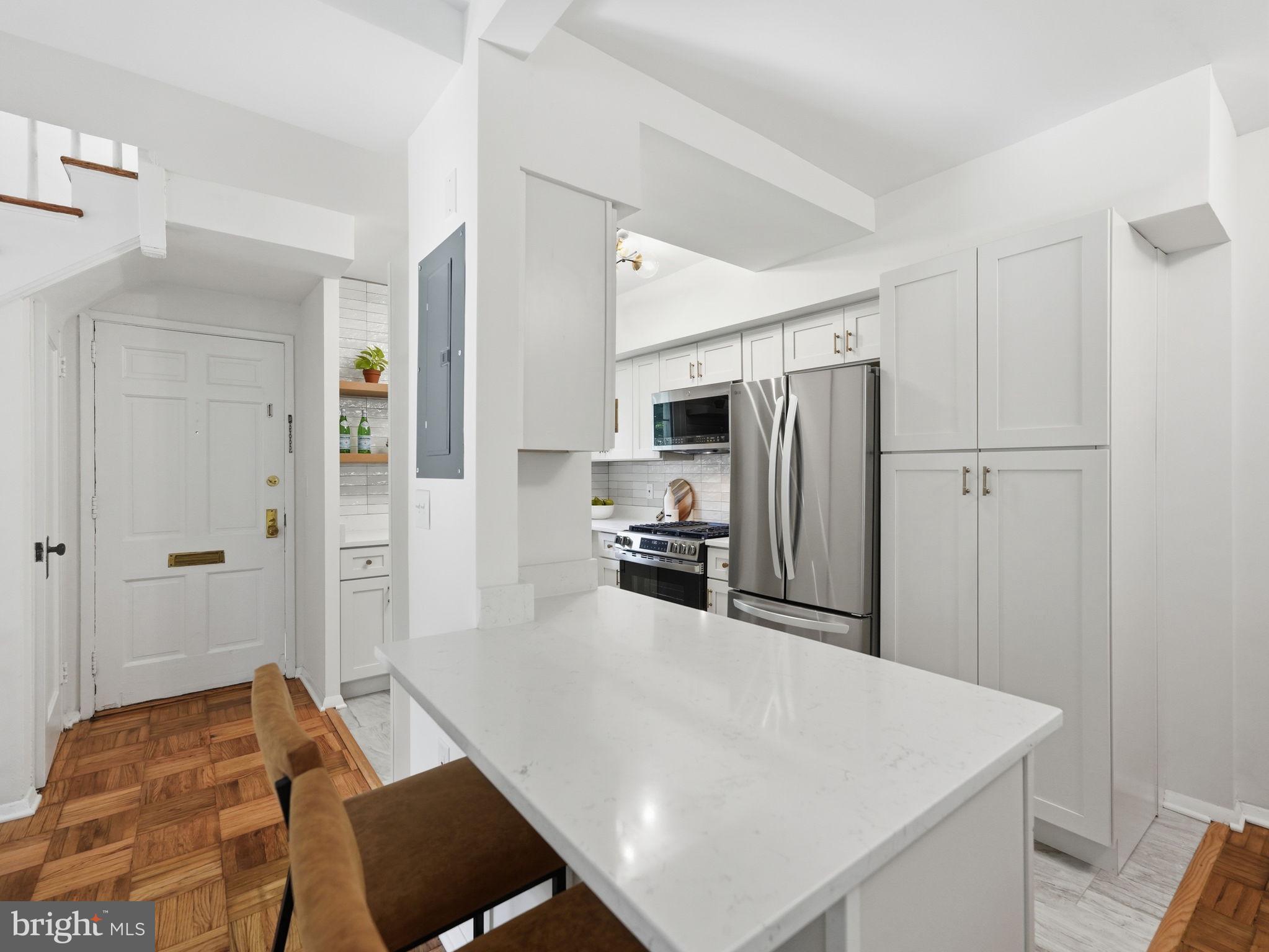 1661 Preston Road Alexandria, VA 22302 - Photo 8 of 25