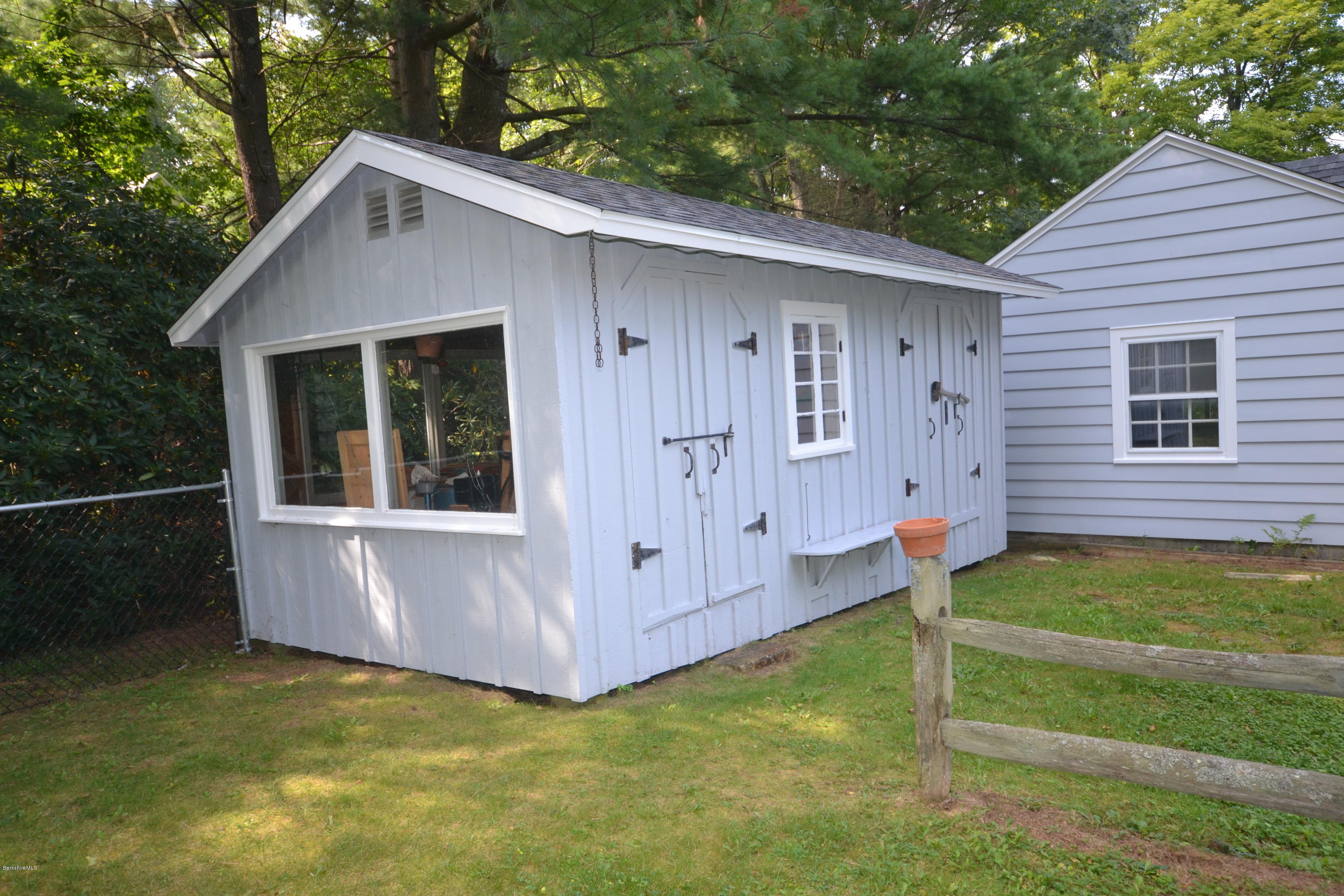 169 East New Lenox Road Pittsfield, MA 01201 - Photo 34 of 37 Shed