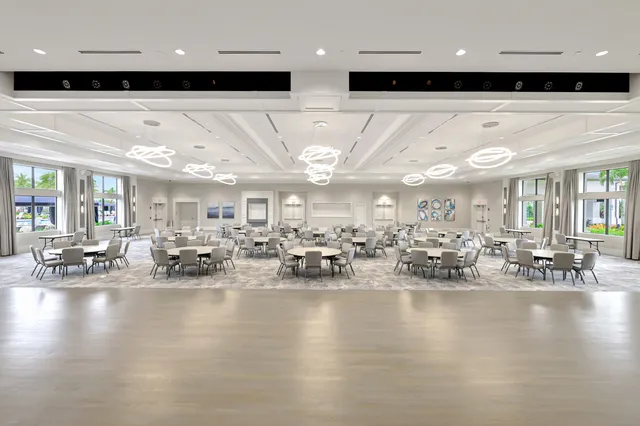 $674,900 | 11825 Southwest Coronado Springs Drive, Port St. Lucie, FL 34987