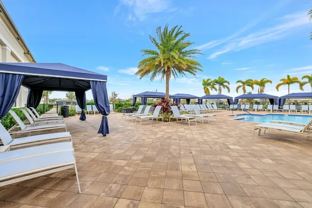 $674,900 | 11825 Southwest Coronado Springs Drive, Port St. Lucie, FL 34987