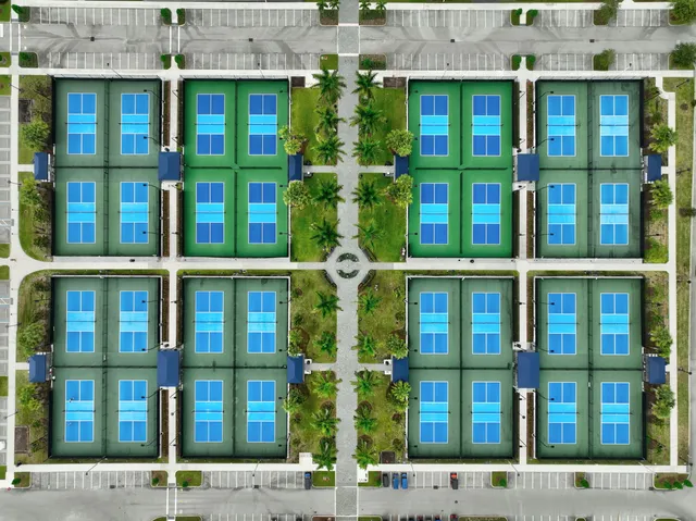 $674,900 | 11825 Southwest Coronado Springs Drive, Port St. Lucie, FL 34987