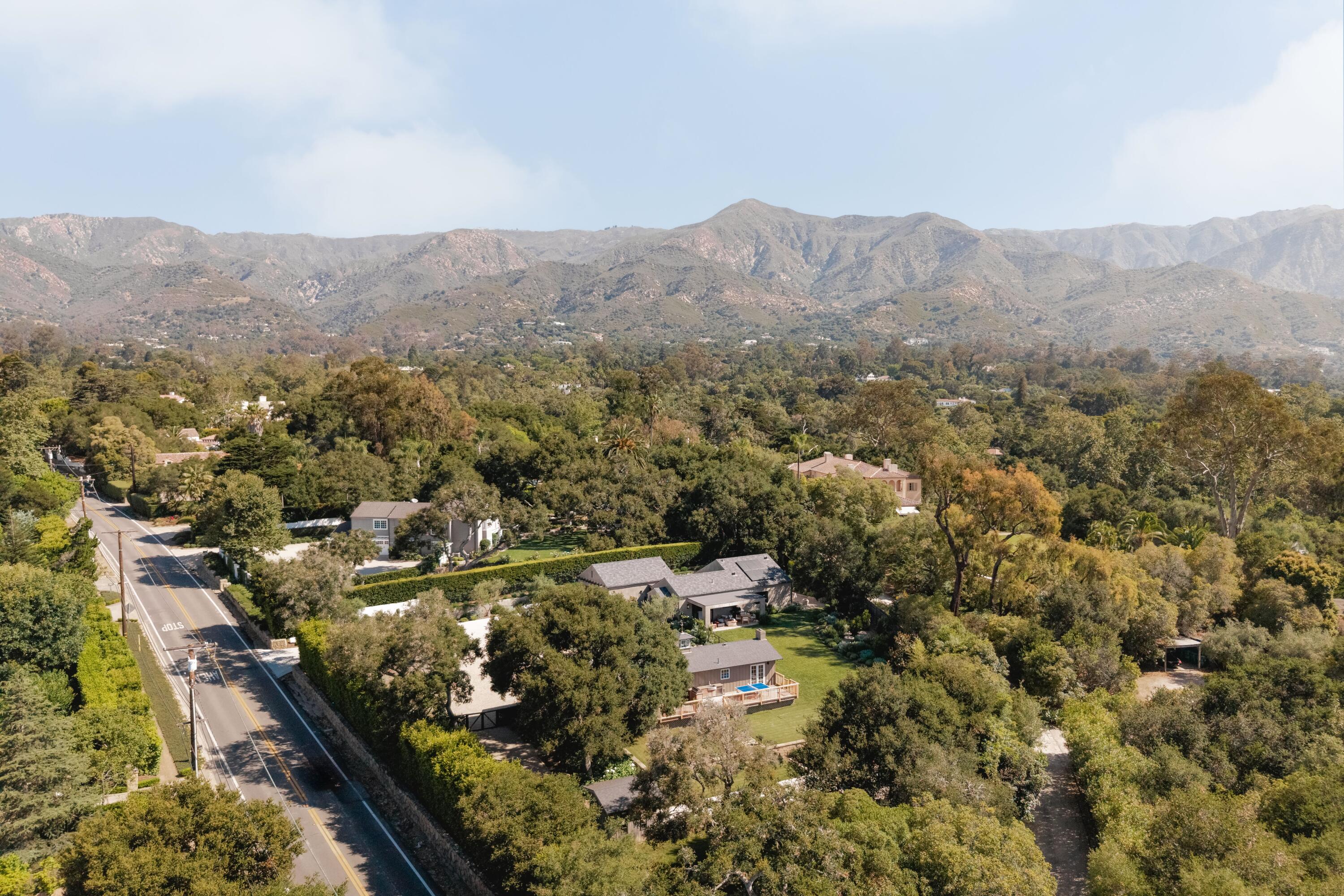 2775 Sycamore Canyon Road Montecito, CA 93108 - Photo 32 of 33 an aerial view of residential house and green space