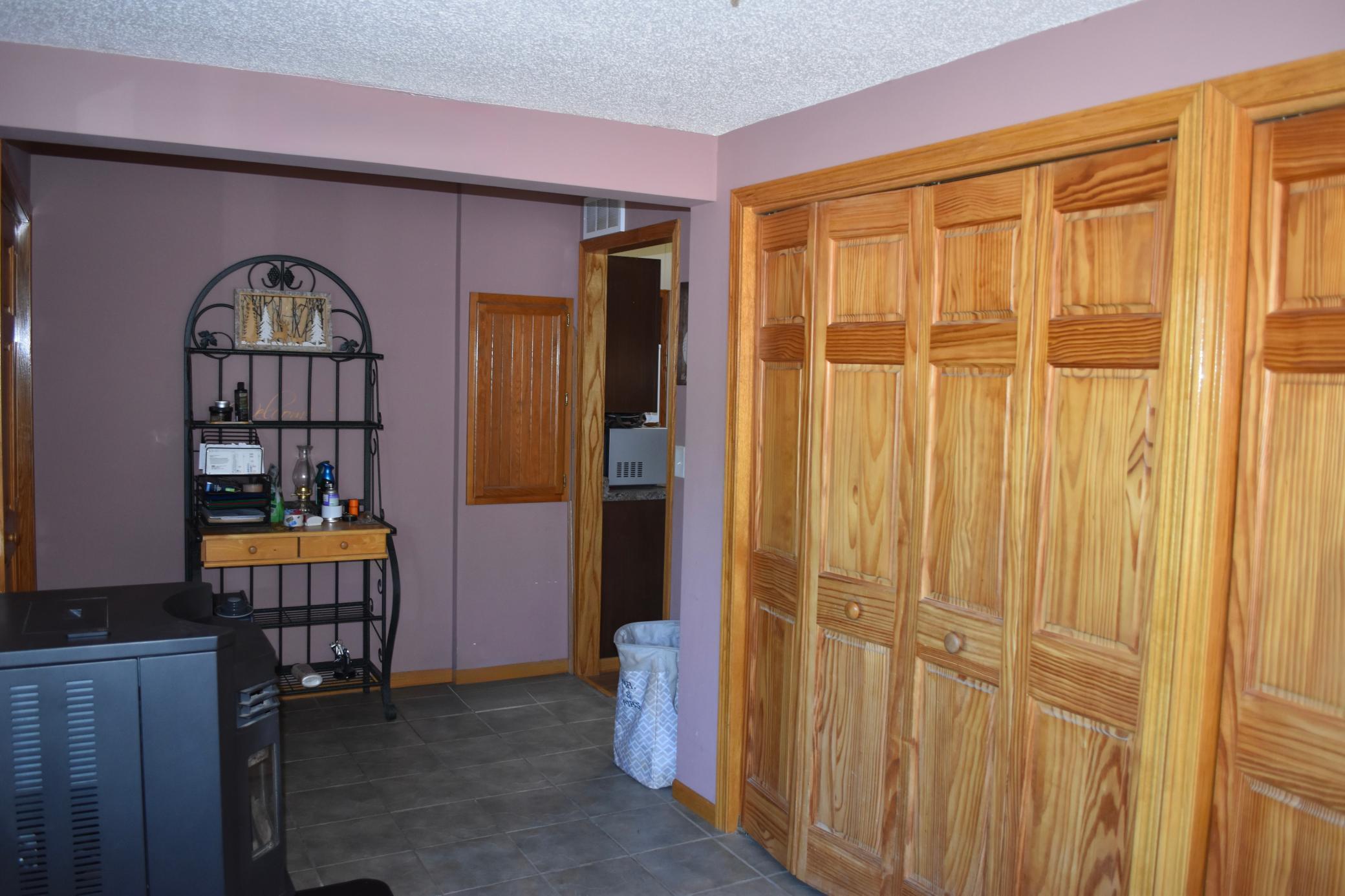 6255 Cedar Road Oak Park, MN 56357 - Photo 17 of 41 Gallery Image 17