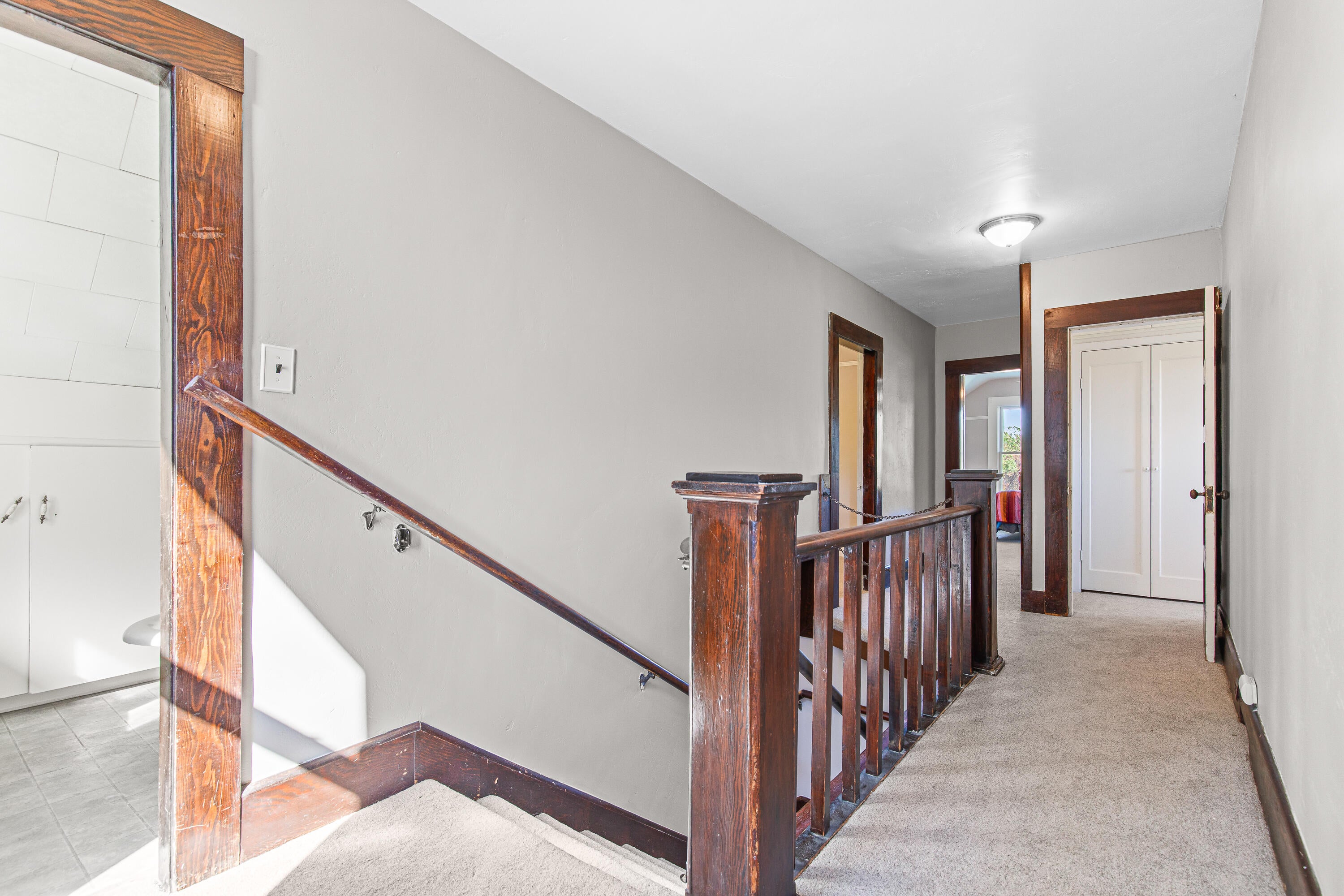 1593 Pioneer Road Talent, OR 97540 - Photo 21 of 50 1593 Pioneer Road, Talent, OR 97540