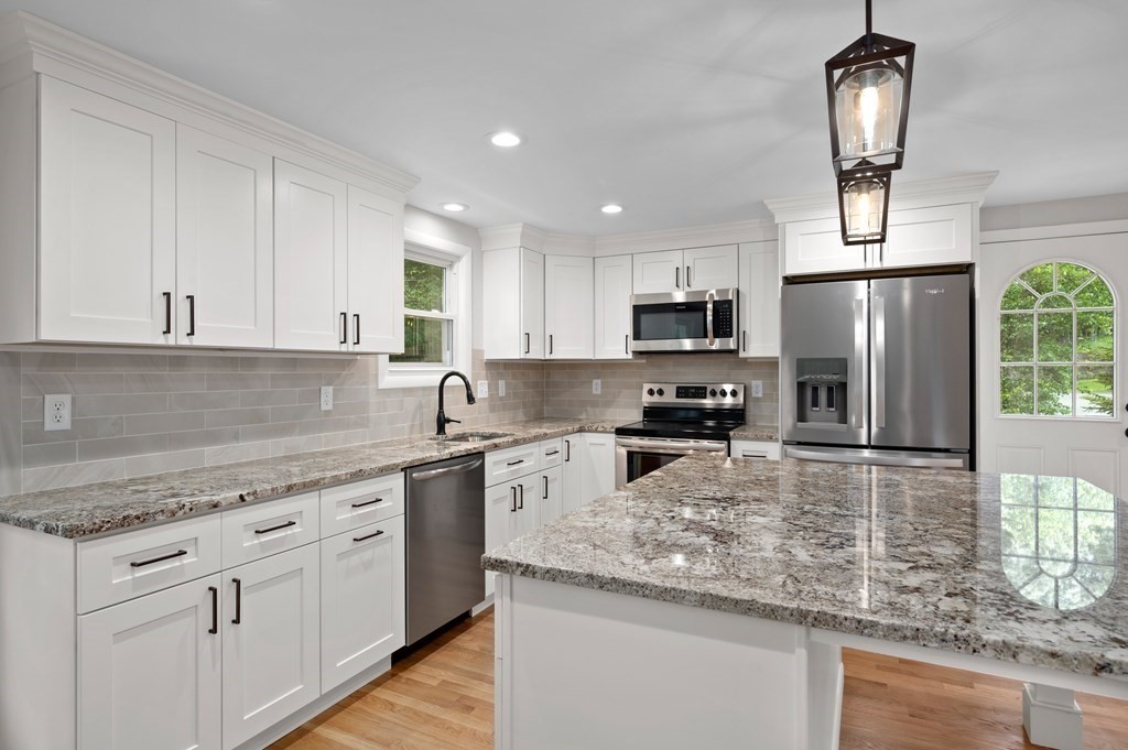 34 Erwin Road North Reading, MA 01864 - Photo 12 of 36 Gallery Image 12