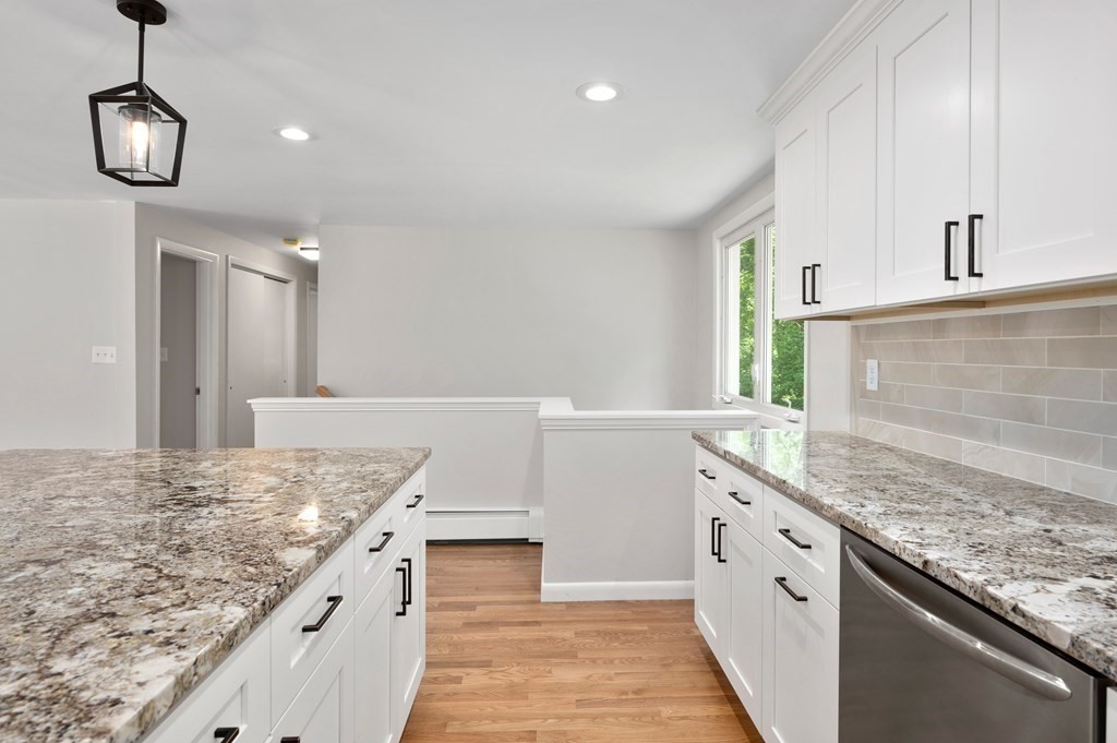 34 Erwin Road North Reading, MA 01864 - Photo 10 of 36 Gallery Image 10
