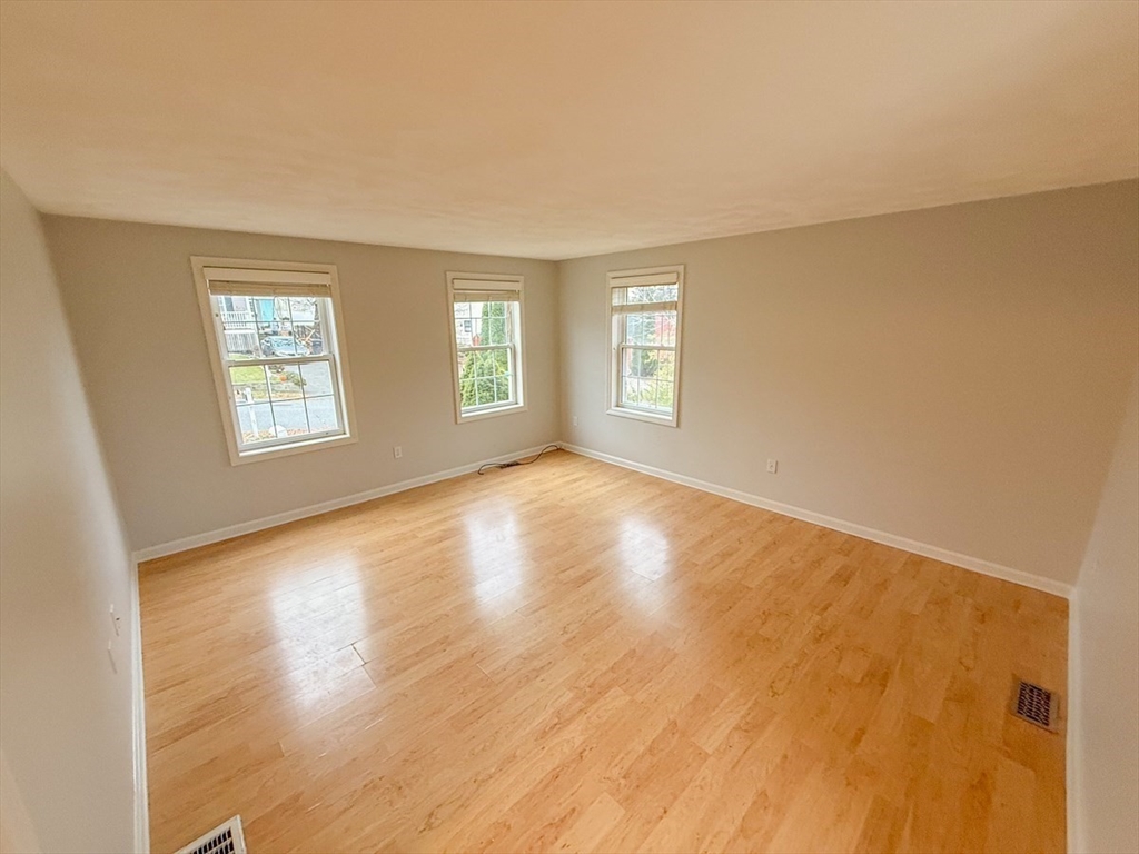 14 Eastern Avenue Haverhill, MA 01830 - Photo 4 of 14