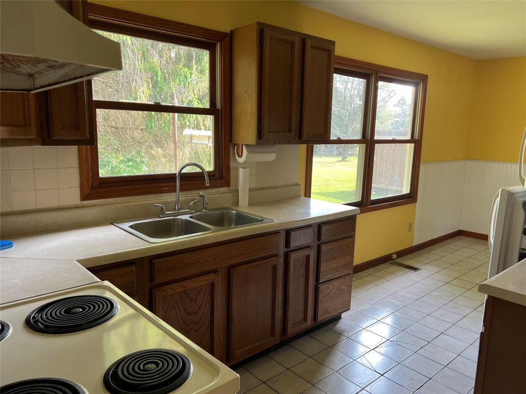 103 Emerson Road Castle Creek, NY 13744 - Photo 17 of 31 Gallery Image 17