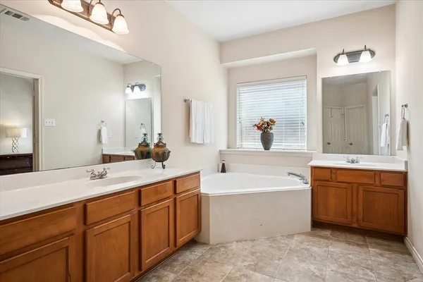 $309,999 | 608 Bonham Drive, Lavon, TX 75166