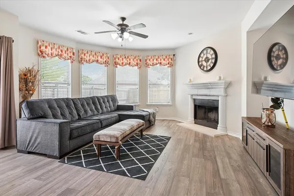 $309,999 | 608 Bonham Drive, Lavon, TX 75166