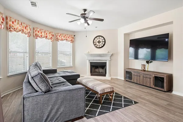 $309,999 | 608 Bonham Drive, Lavon, TX 75166