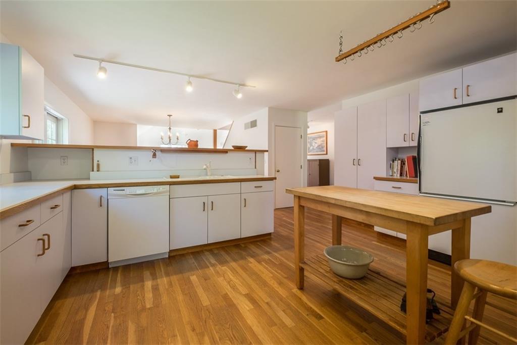 92 Salt Pond Road Cushing, ME 04563 - Photo 12 of 35 Photo