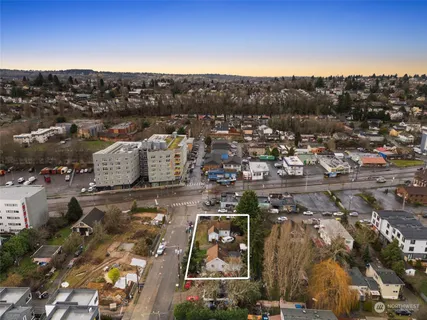 $2,390,000 | 6754 40th Avenue South, Seattle, WA 98118