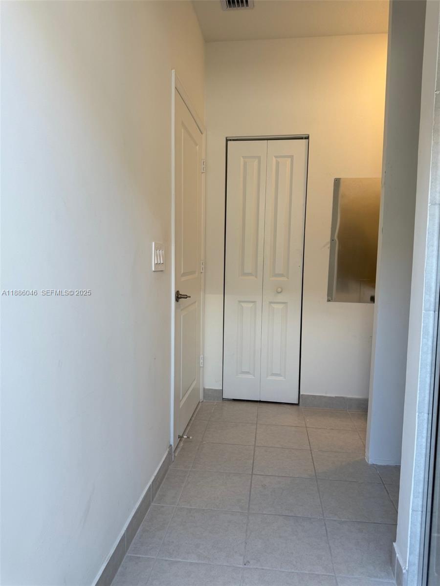 11859 Southwest 241st Street Homestead, FL 33032 - Photo 6 of 12