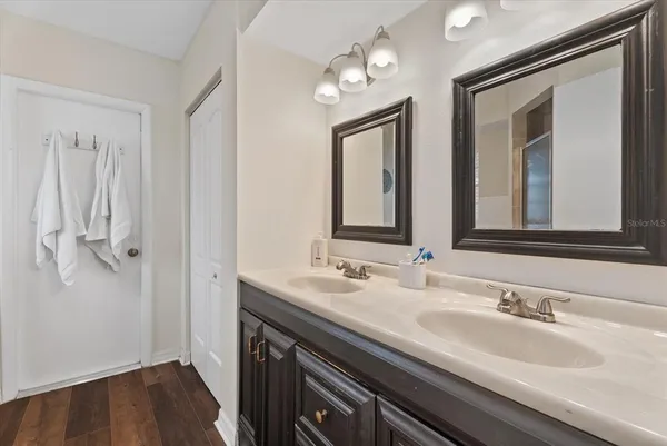 $409,000 | 816 Queen Palm Lane, Sarasota, FL 34243