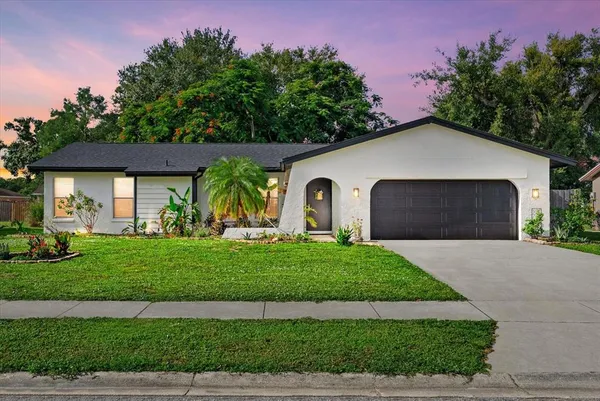 $409,000 | 816 Queen Palm Lane, Sarasota, FL 34243