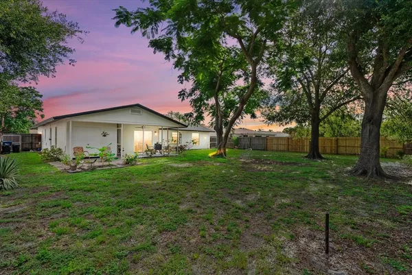 $409,000 | 816 Queen Palm Lane, Sarasota, FL 34243