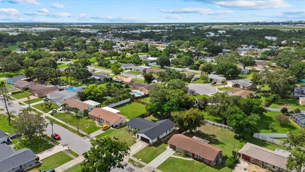 $409,000 | 816 Queen Palm Lane, Sarasota, FL 34243
