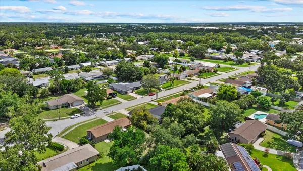 $409,000 | 816 Queen Palm Lane, Sarasota, FL 34243