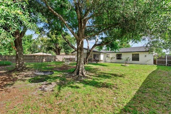 $409,000 | 816 Queen Palm Lane, Sarasota, FL 34243