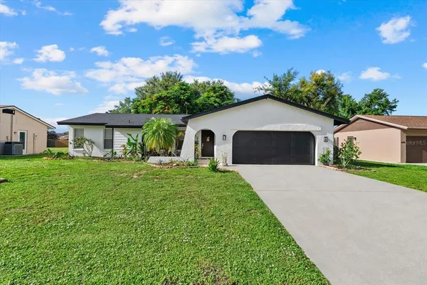 $409,000 | 816 Queen Palm Lane, Sarasota, FL 34243