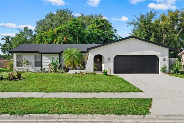 $409,000 | 816 Queen Palm Lane, Sarasota, FL 34243