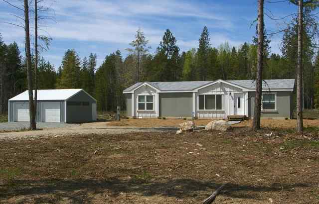 761 North Shore Road Newport, WA 99156 - Photo 1 of 6 Gallery Image 1