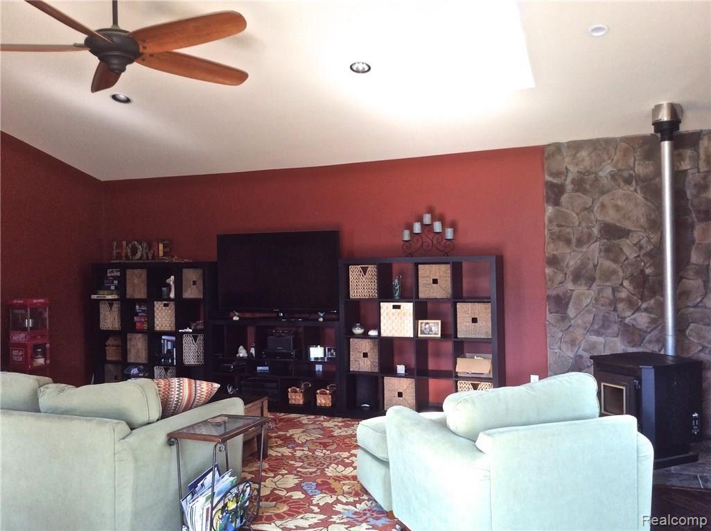3125 Avalon Road Rochester, MI 48309 - Photo 14 of 20 Great Room with Wood-Burning stove.