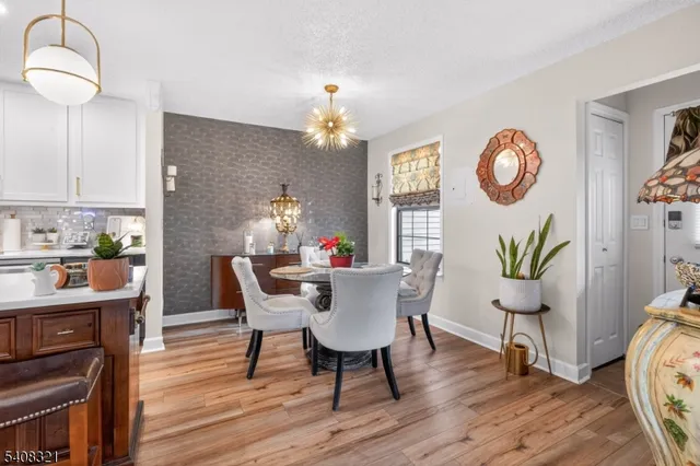 $320,000 | 400 Daisy Court, Jackson, NJ 08527