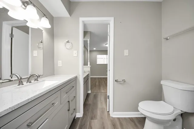 $1,150 | 1736 Crestdale Drive, Unit 5, Houston, TX 77080