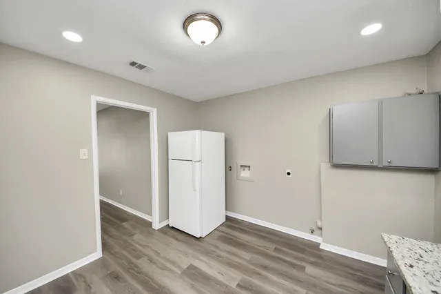 $1,150 | 1736 Crestdale Drive, Unit 5, Houston, TX 77080