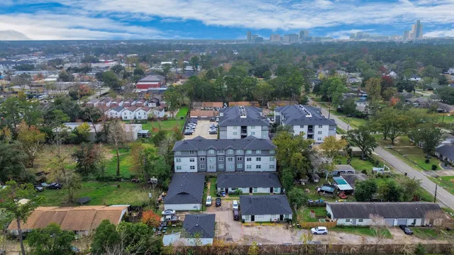 $1,150 | 1736 Crestdale Drive, Unit 5, Houston, TX 77080