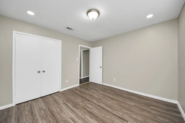 $1,150 | 1736 Crestdale Drive, Unit 5, Houston, TX 77080