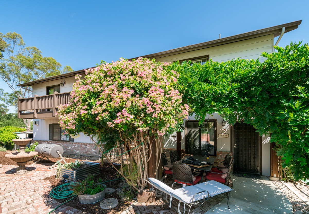 16130 Fruitvale Road Valley Center, CA 92082 - Photo 2 of 25 Gallery Image 2