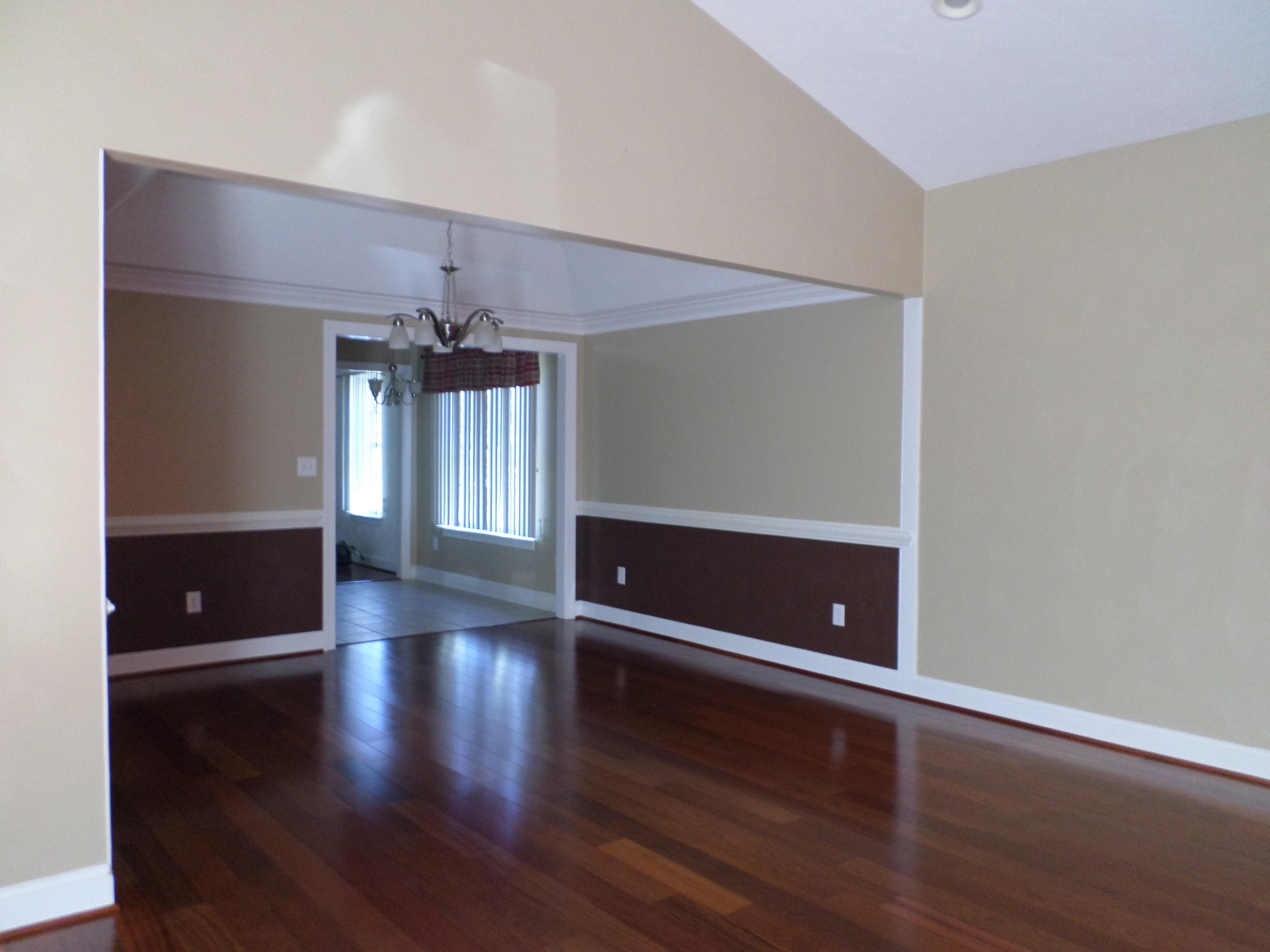 6050 Brahma Road Roanoke, VA 24018 - Photo 5 of 22 SAM_1103