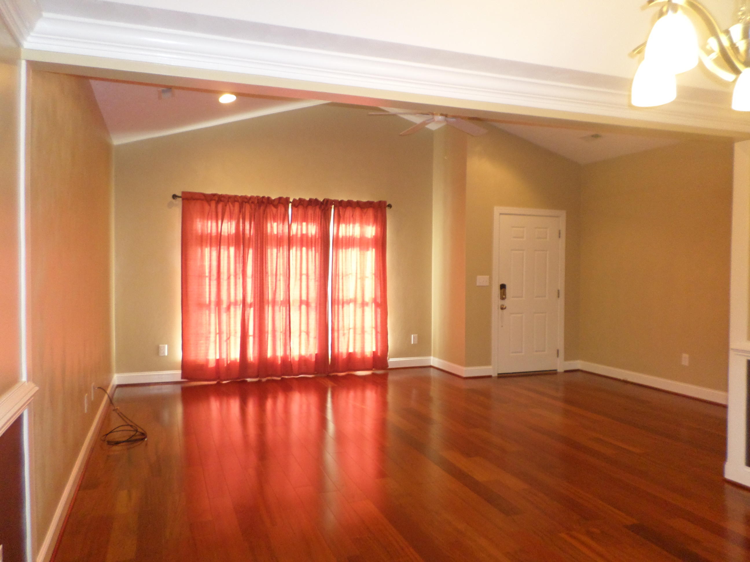 6050 Brahma Road Roanoke, VA 24018 - Photo 7 of 22 SAM_1105