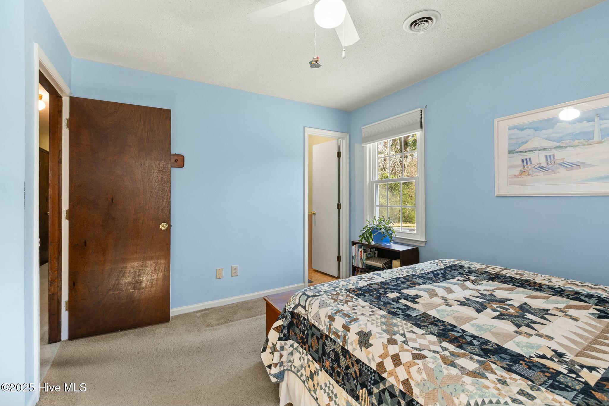 24 McArthur Drive Jacksonville, NC 28546 - Photo 16 of 27 tempImageVId6oo