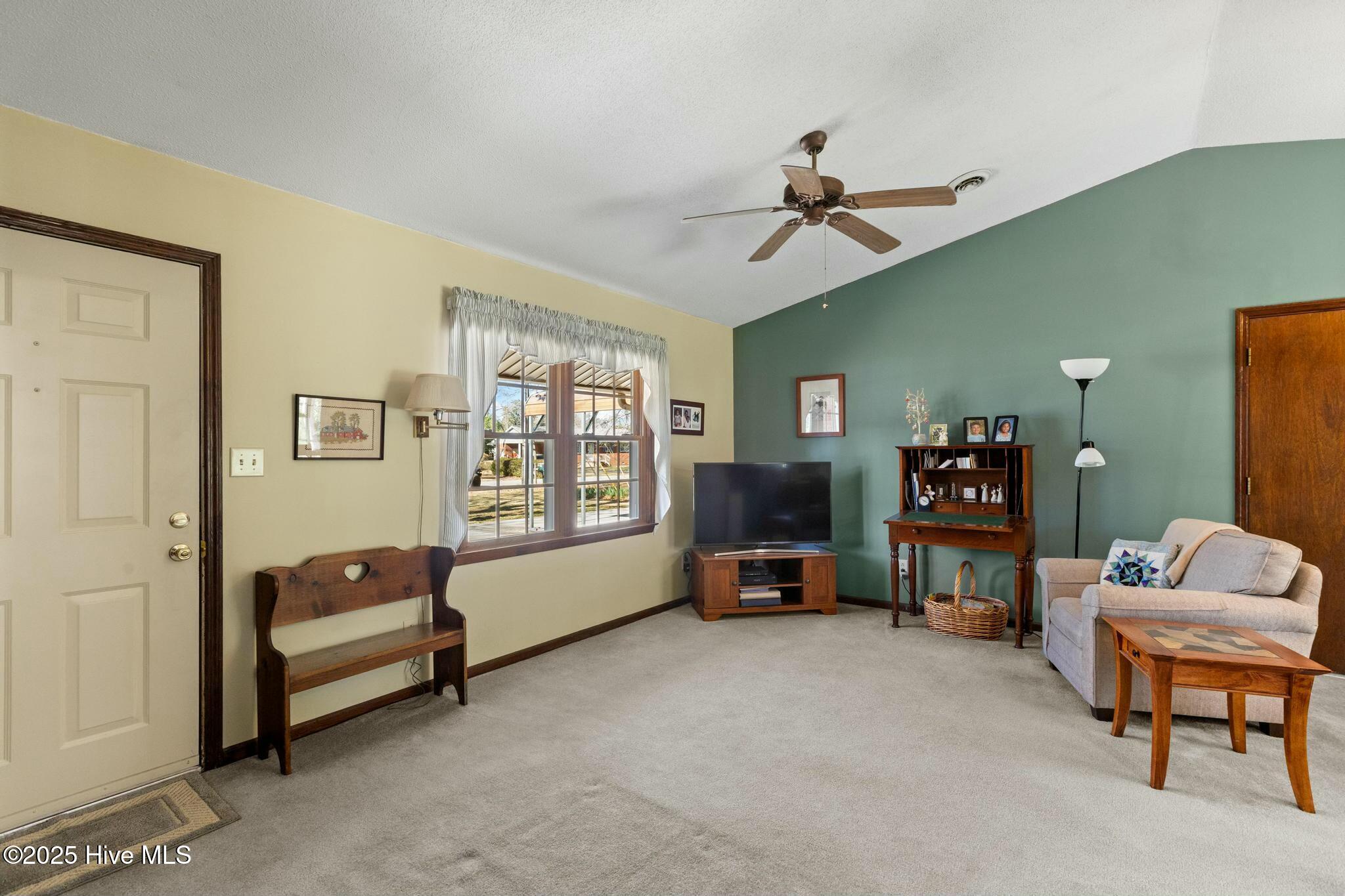 24 McArthur Drive Jacksonville, NC 28546 - Photo 5 of 27 tempImageDOa8IM