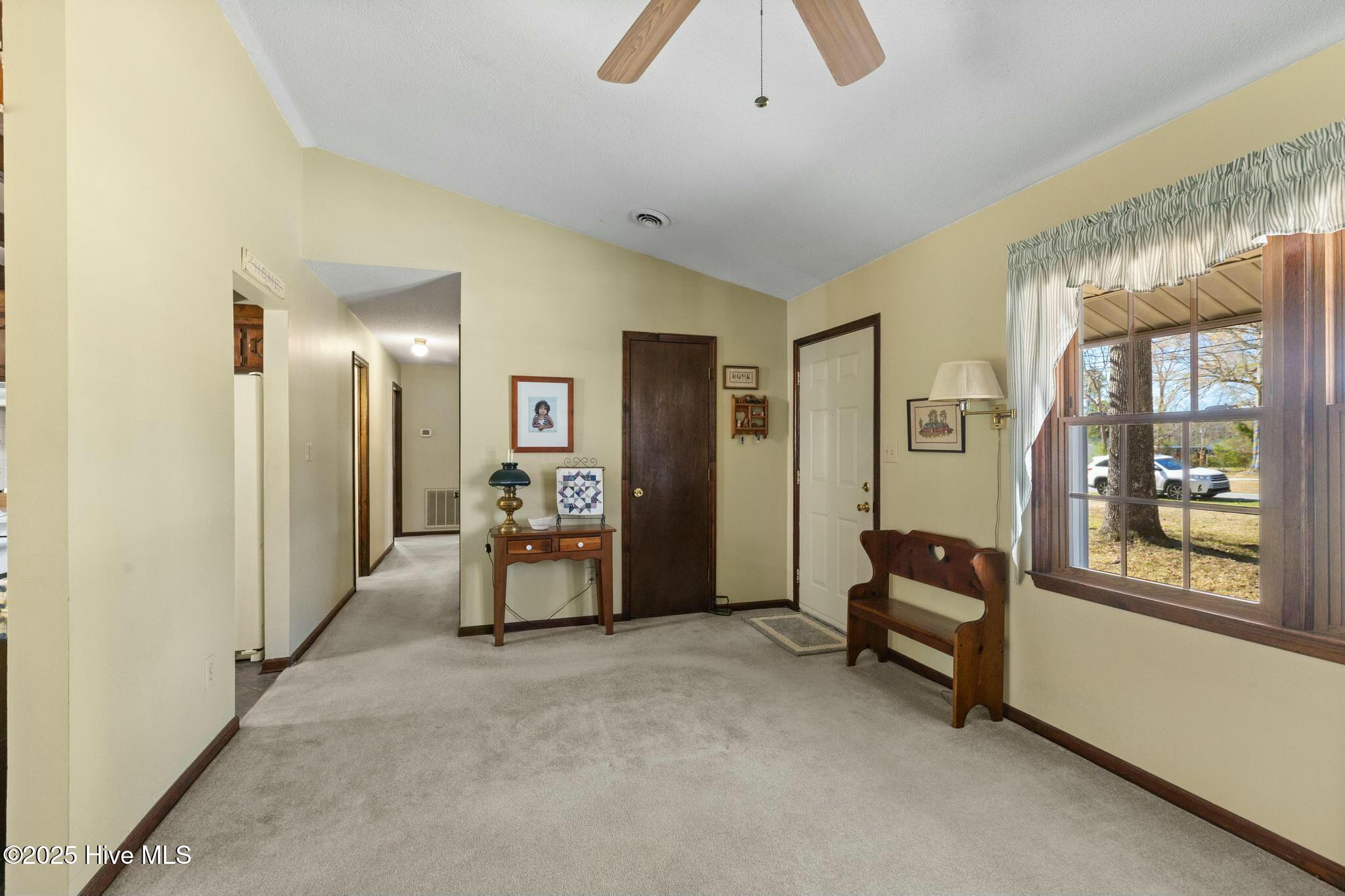 24 McArthur Drive Jacksonville, NC 28546 - Photo 7 of 27 tempImageITqv0p