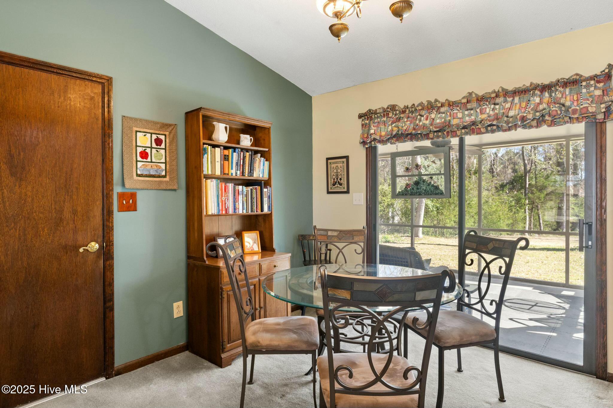 24 McArthur Drive Jacksonville, NC 28546 - Photo 8 of 27 tempImageR84xj9