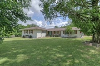 2225 Liberty Valley Road Belfast, TN 37019 - Photo 4 of 29 Gallery Image 4