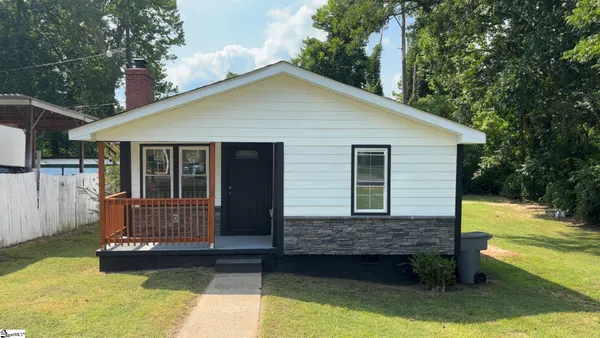 $160,000 | 148 Loop Street, Wellford, SC 29385